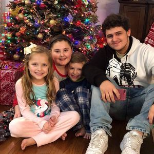 Meet your Posher, Connie